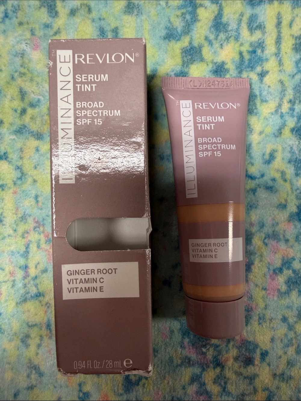 Revlon Serum 213 light natural Tint Broad Spectrum SPF